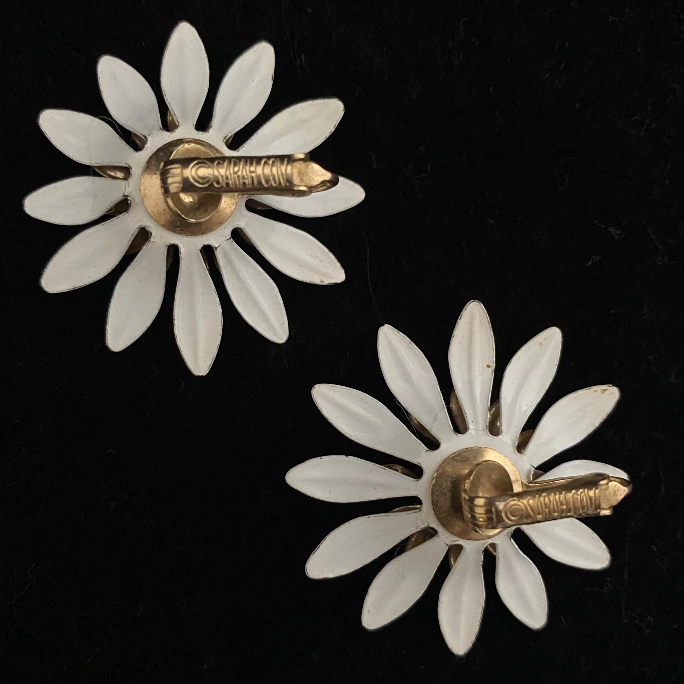 1968 Sarah Coventry Fashion Petals Earrings