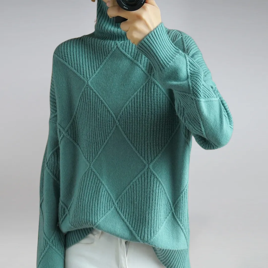 BEULAH - SOFT TURTLENECK SWEATER