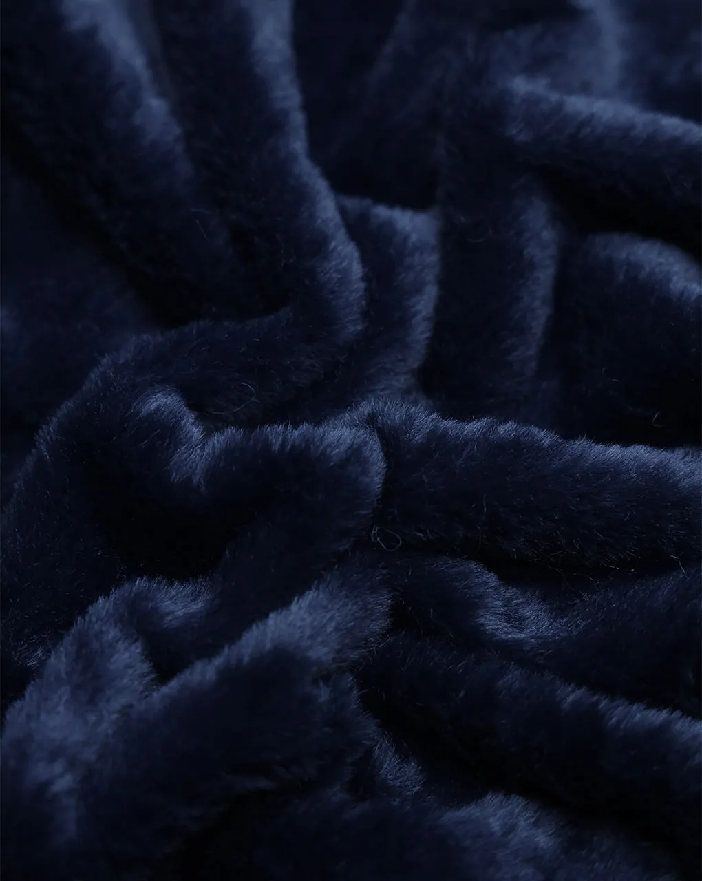 BLACK ARTIFICIAL FUR FABRIC