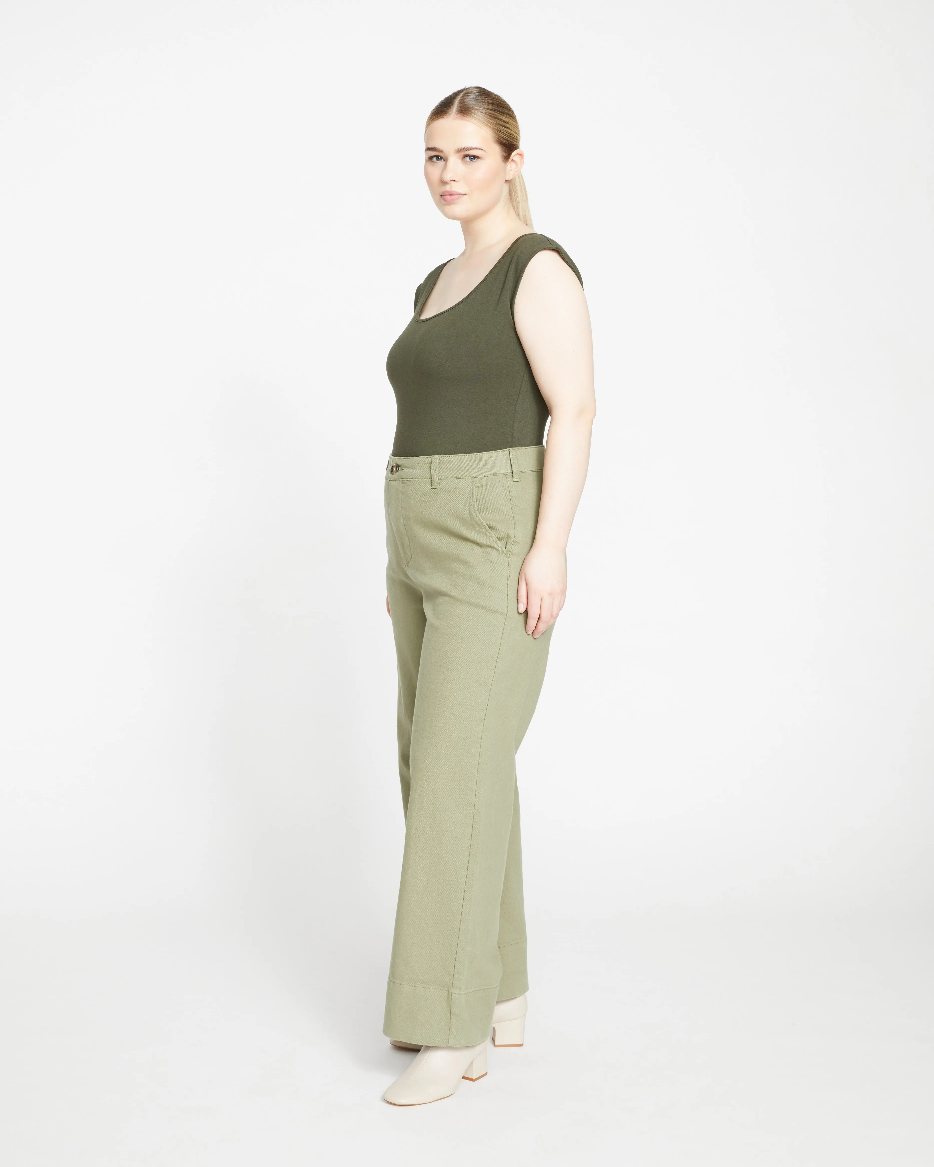 Carol High Rise Stretch Twill Pants - Pistachio