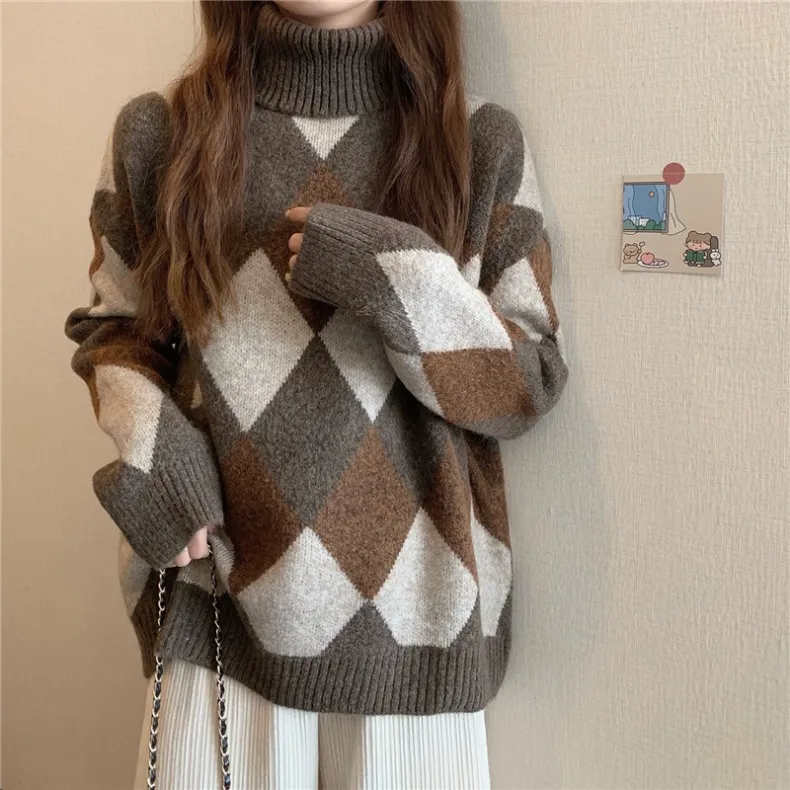 Cozy Up in Style: Trendy Argyle Turtleneck Sweater for the Winter Season!