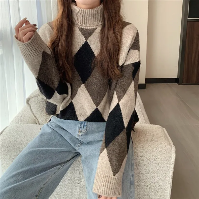 Cozy Up in Style: Trendy Argyle Turtleneck Sweater for the Winter Season!