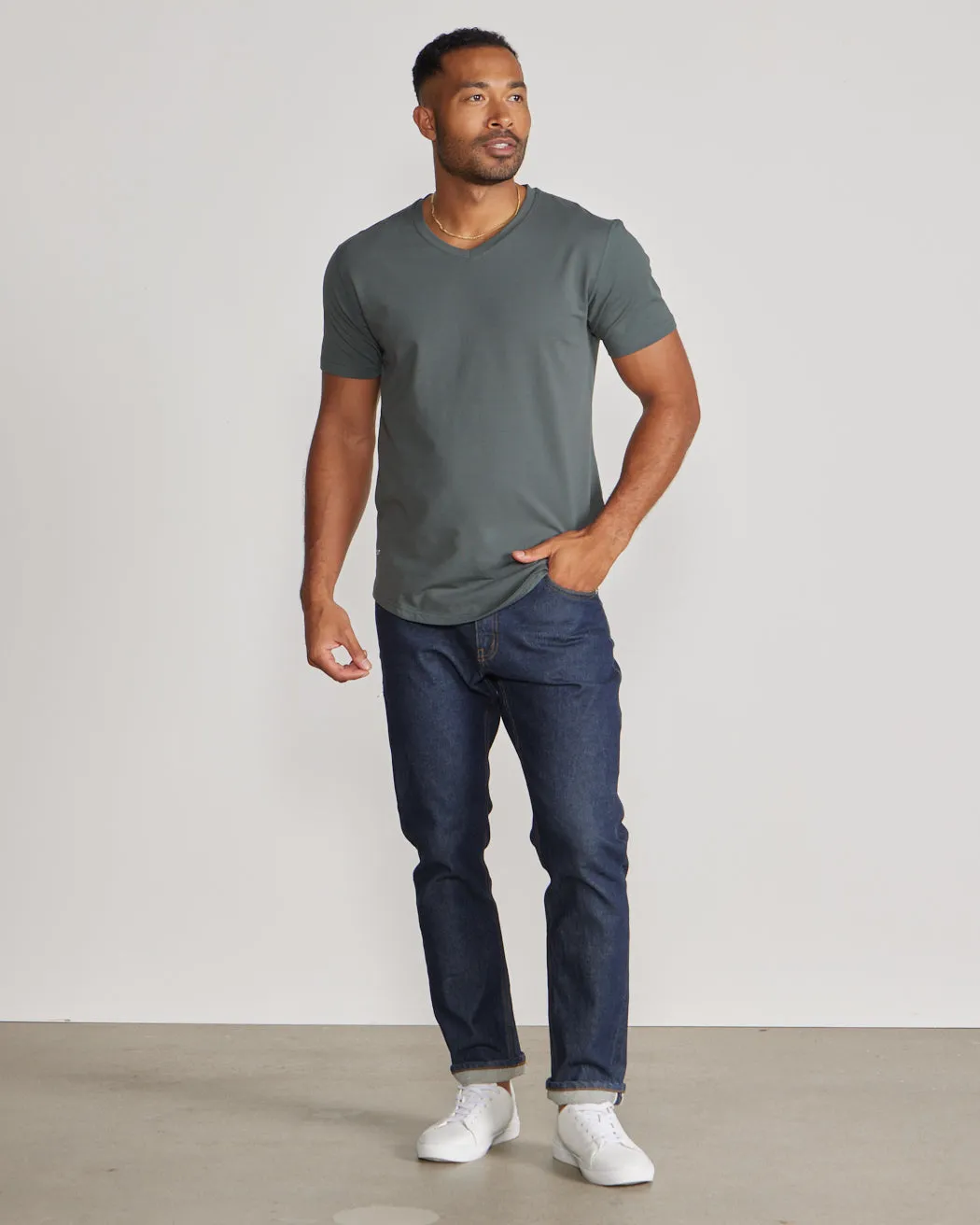 Drop-Cut V-Neck: LUX <!-- Size XXL -->