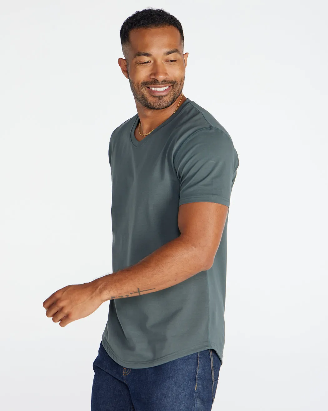 Drop-Cut V-Neck: LUX <!-- Size XXL -->