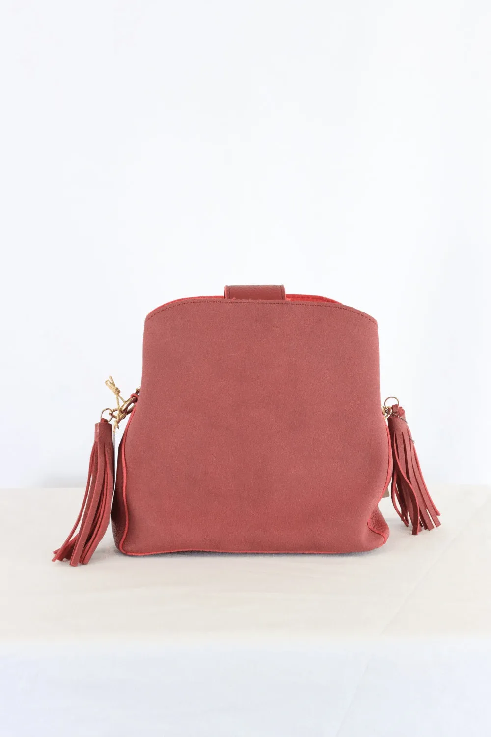 Elixir   Treat Red Handbag