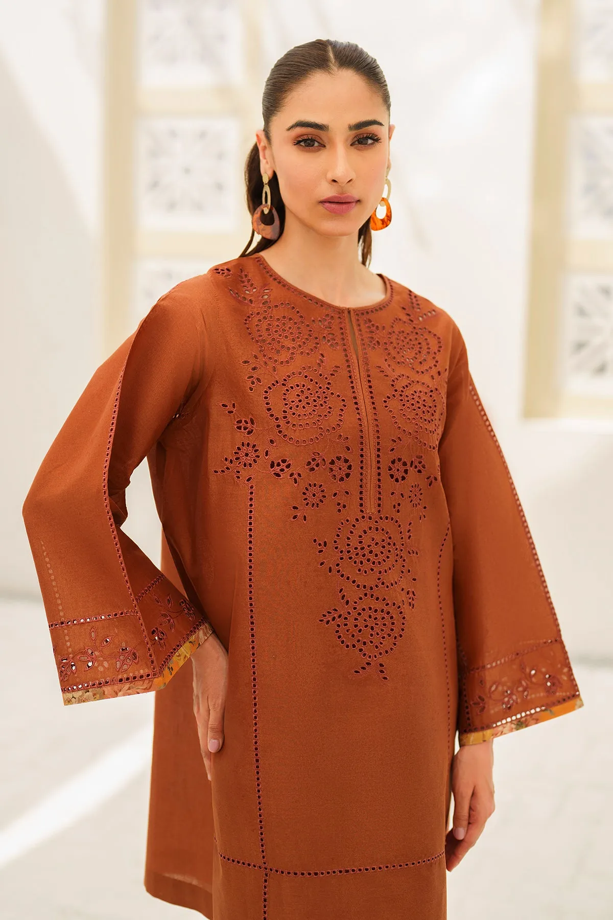 EMBROIDERED SCHIFFLI LAWN PR-956