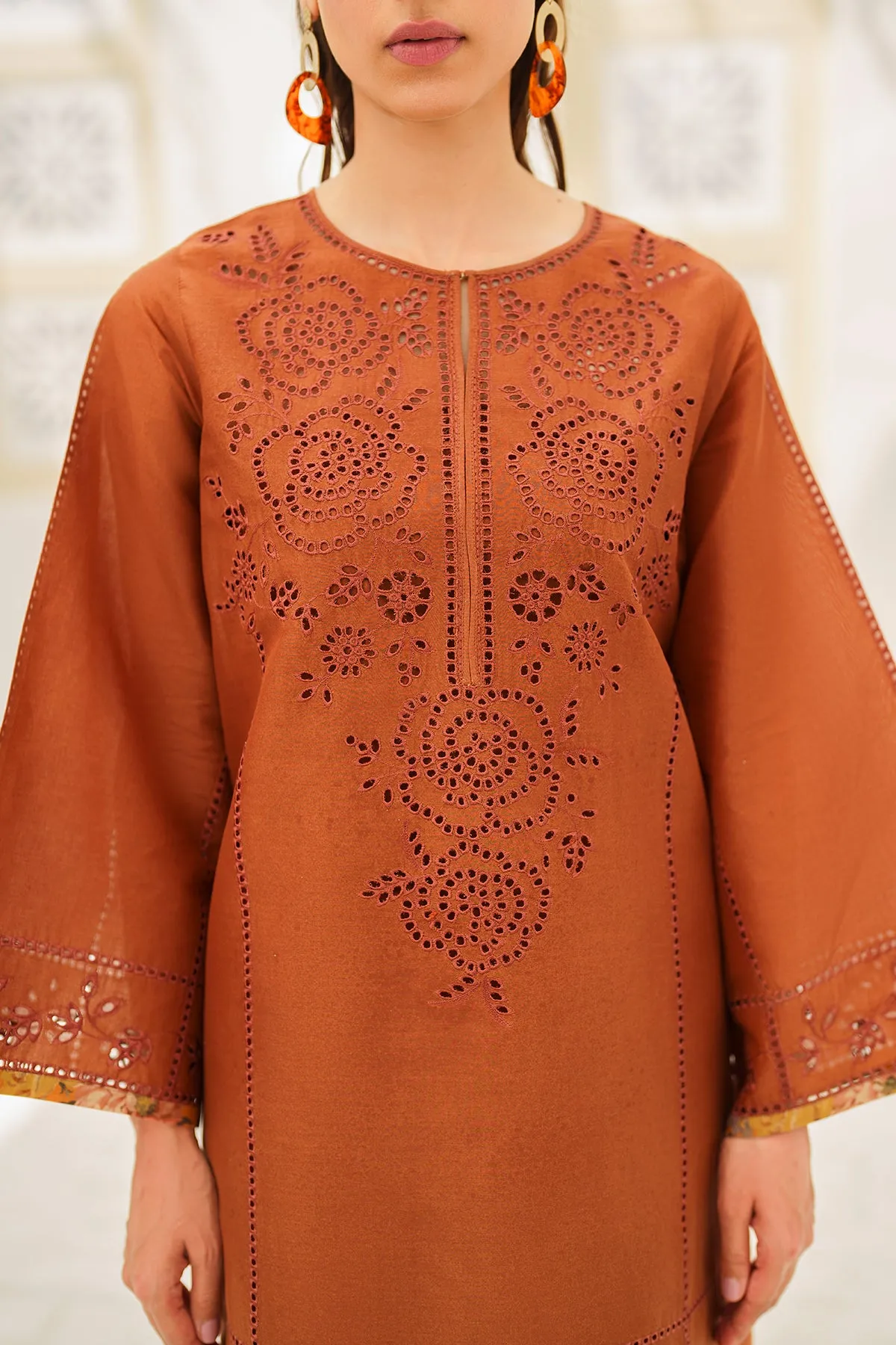 EMBROIDERED SCHIFFLI LAWN PR-956