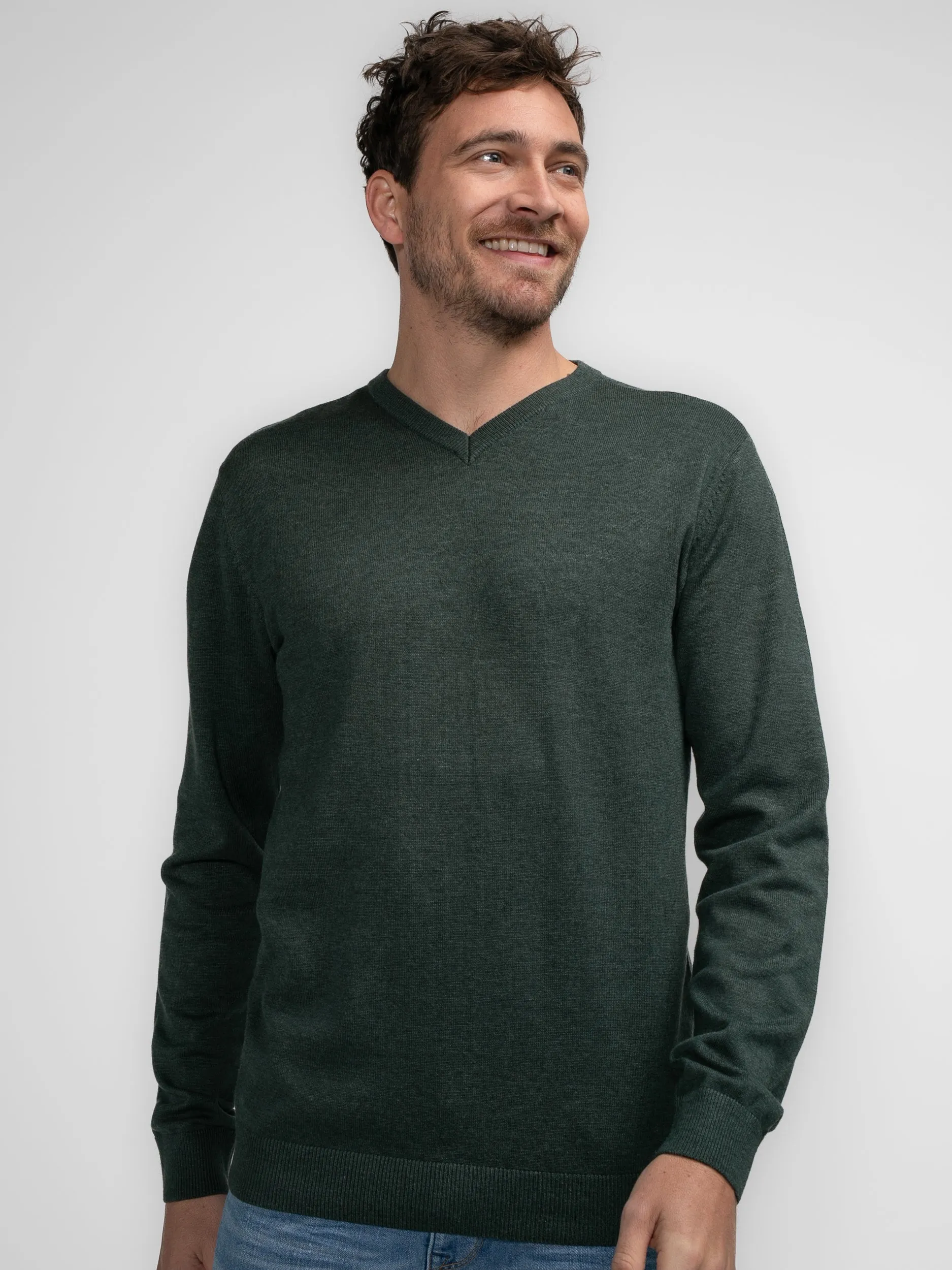 Fine-knit V-neck Sweater Atka