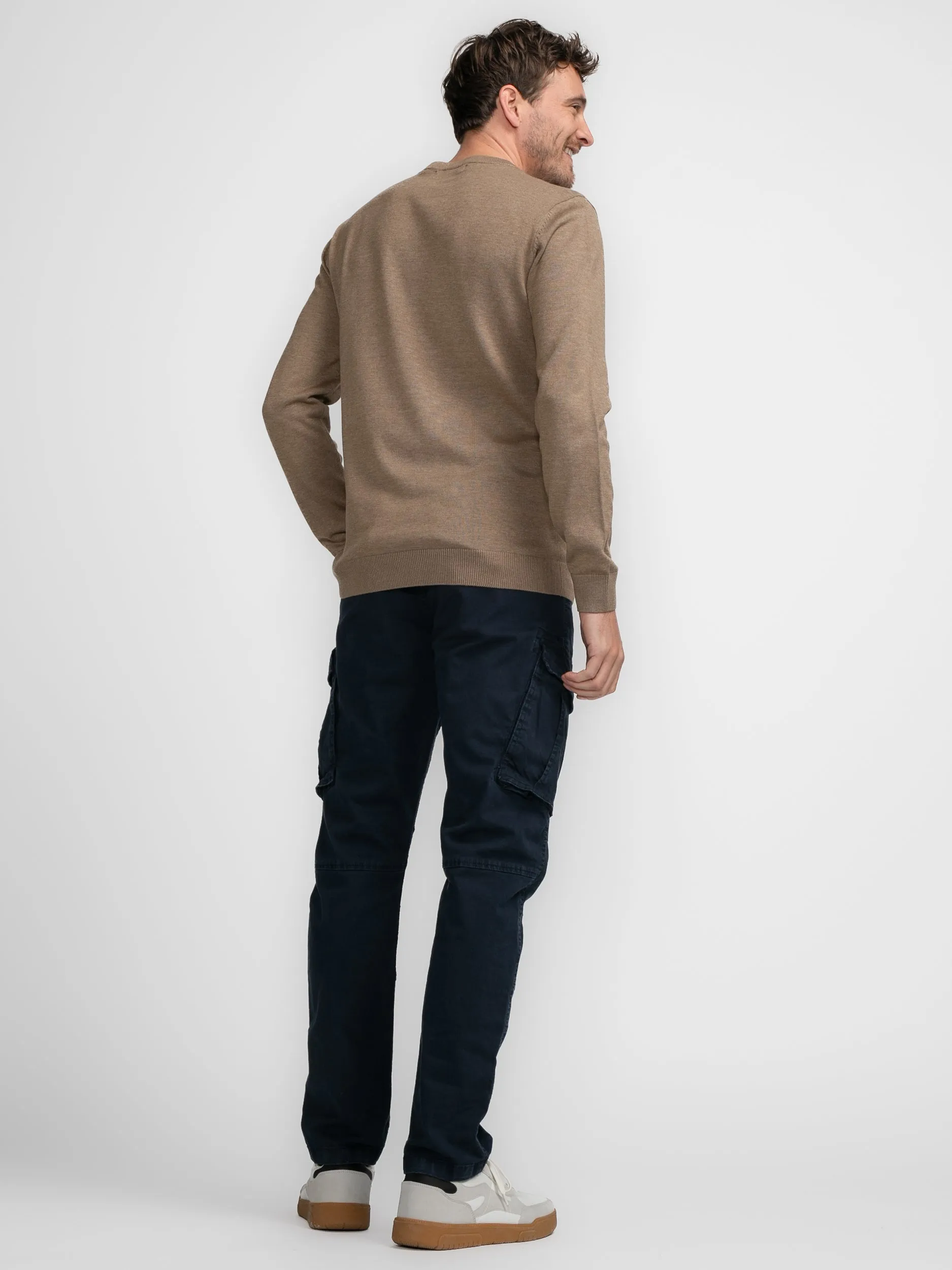 Fine-knit V-neck Sweater Atka