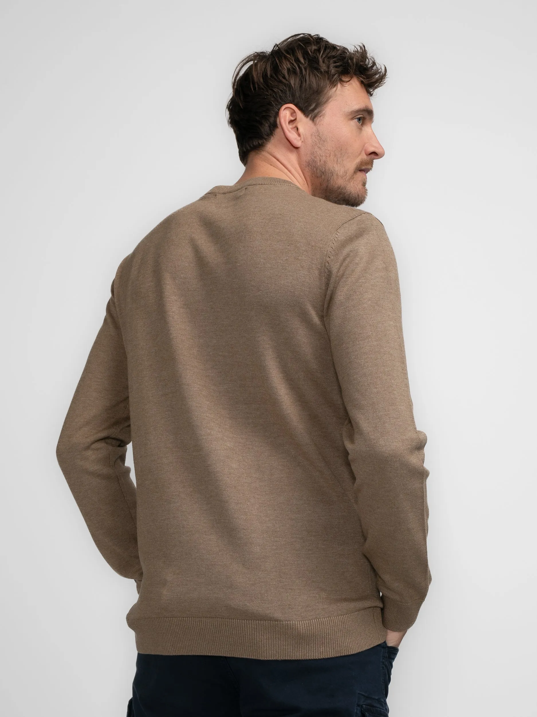 Fine-knit V-neck Sweater Atka