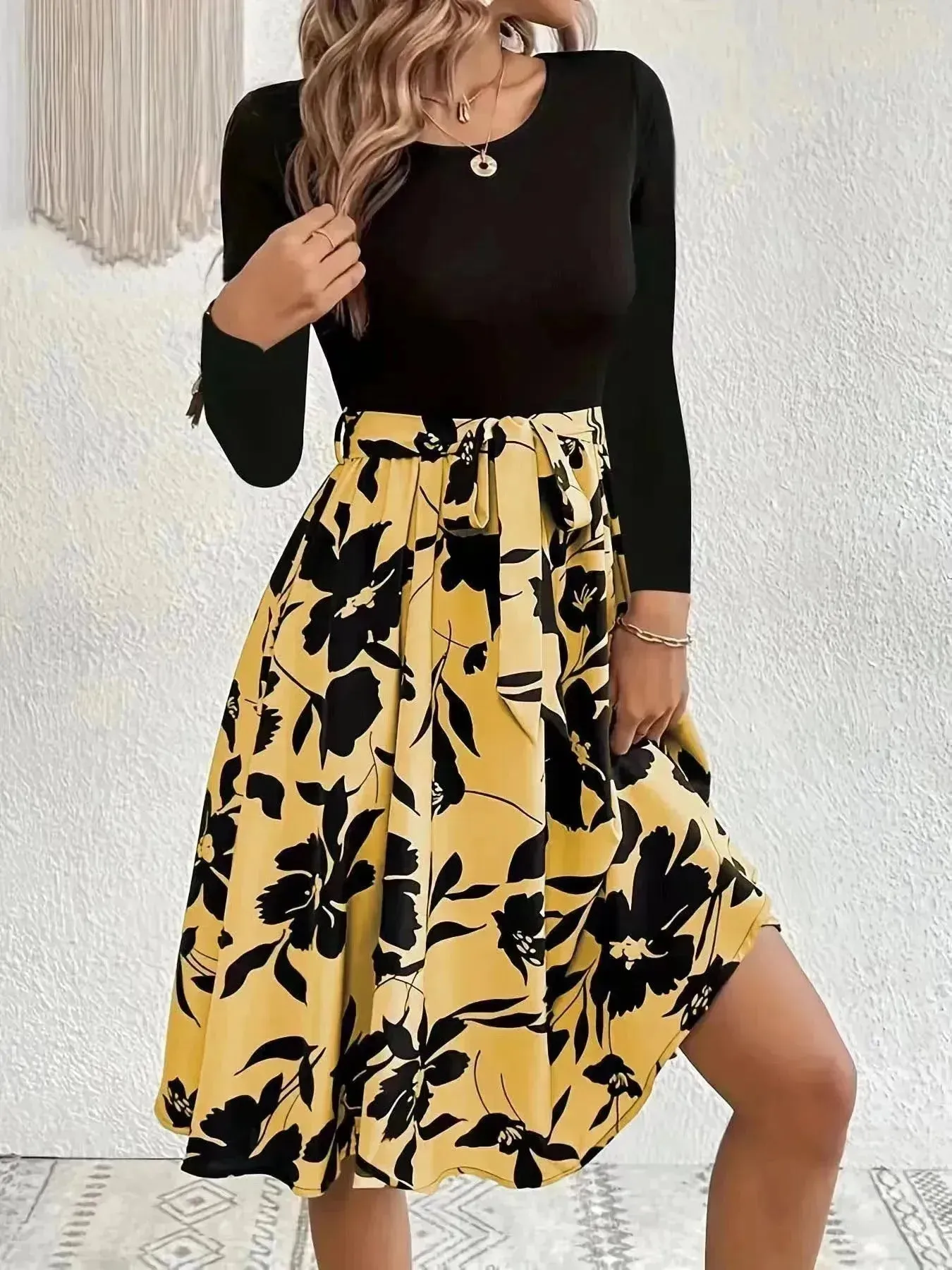 Floral Print Long Sleeve Skirt Dress Fashion Round Neck Flared Dress for Women