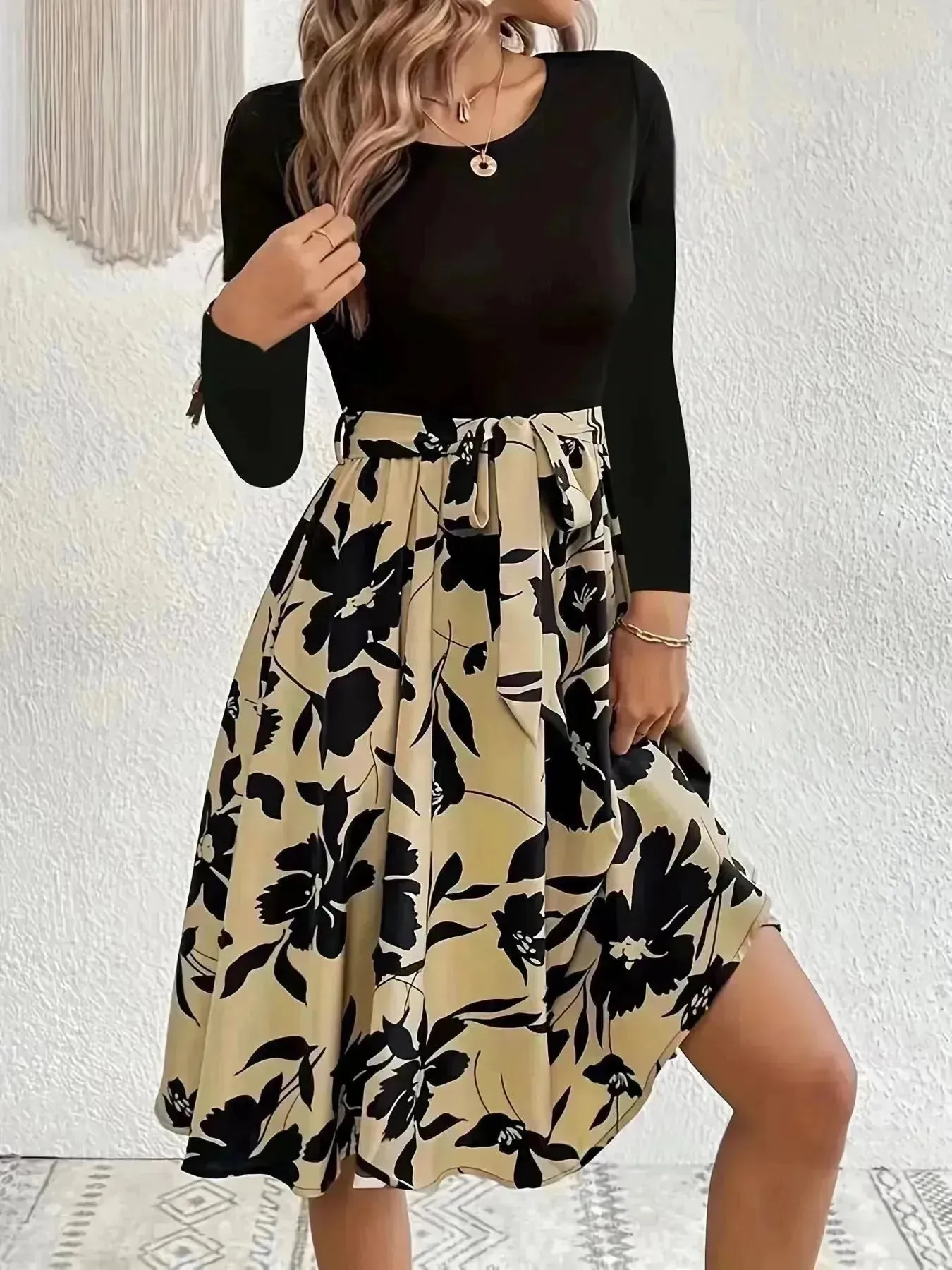 Floral Print Long Sleeve Skirt Dress Fashion Round Neck Flared Dress for Women