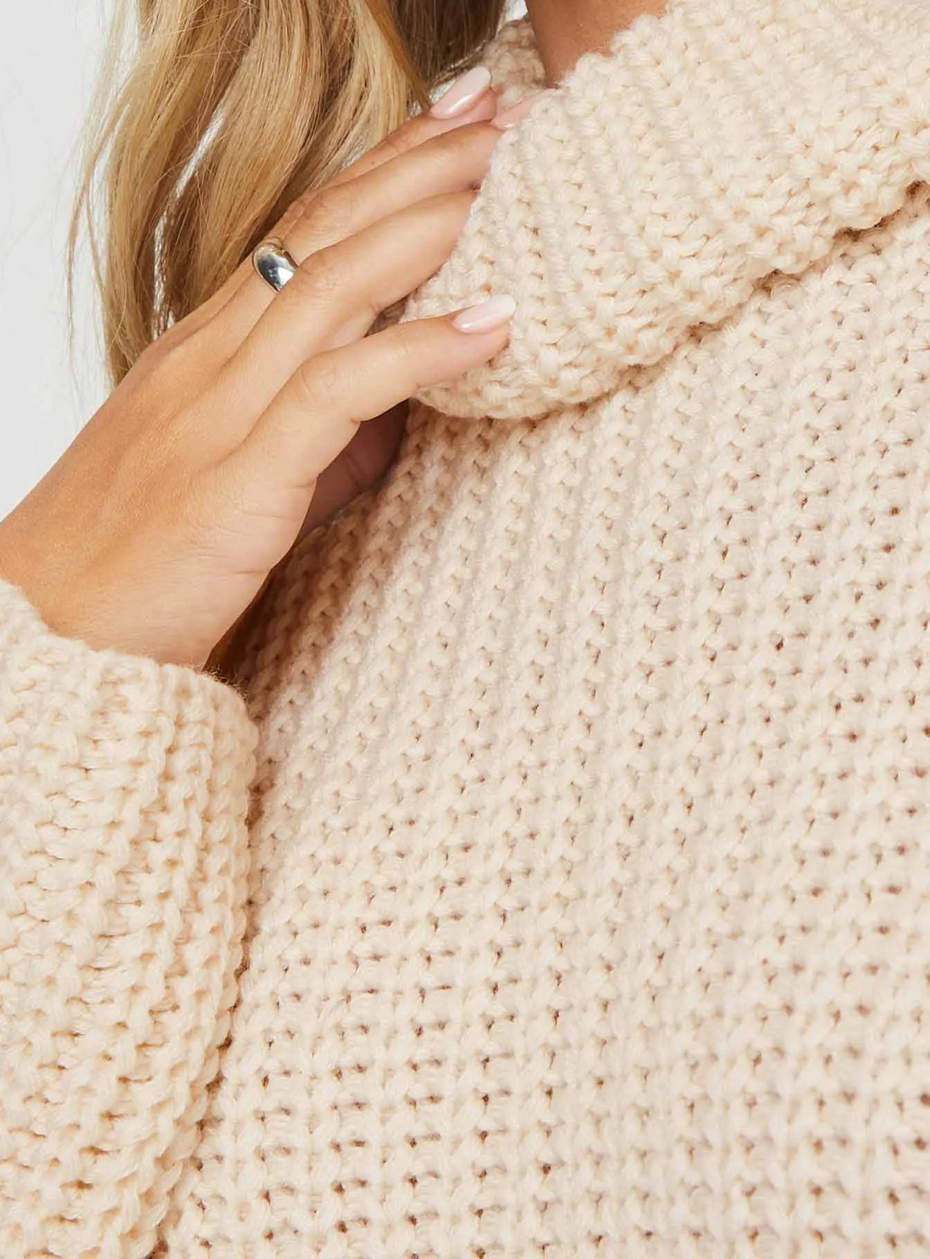 Joice Ribbed Turtleneck Sweater Cream