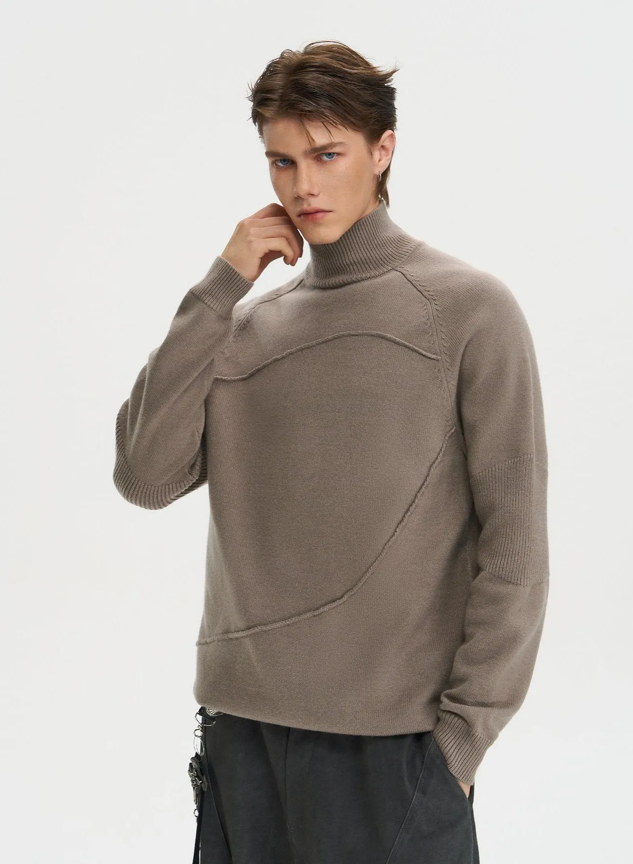 Ribbed Turtleneck Panel-Stitch Sweater