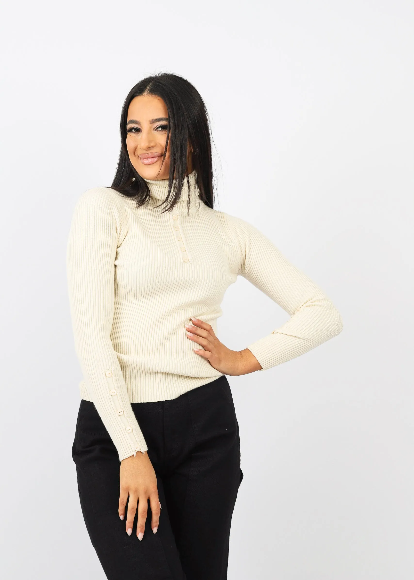 Sandy Roll Neck Skivy