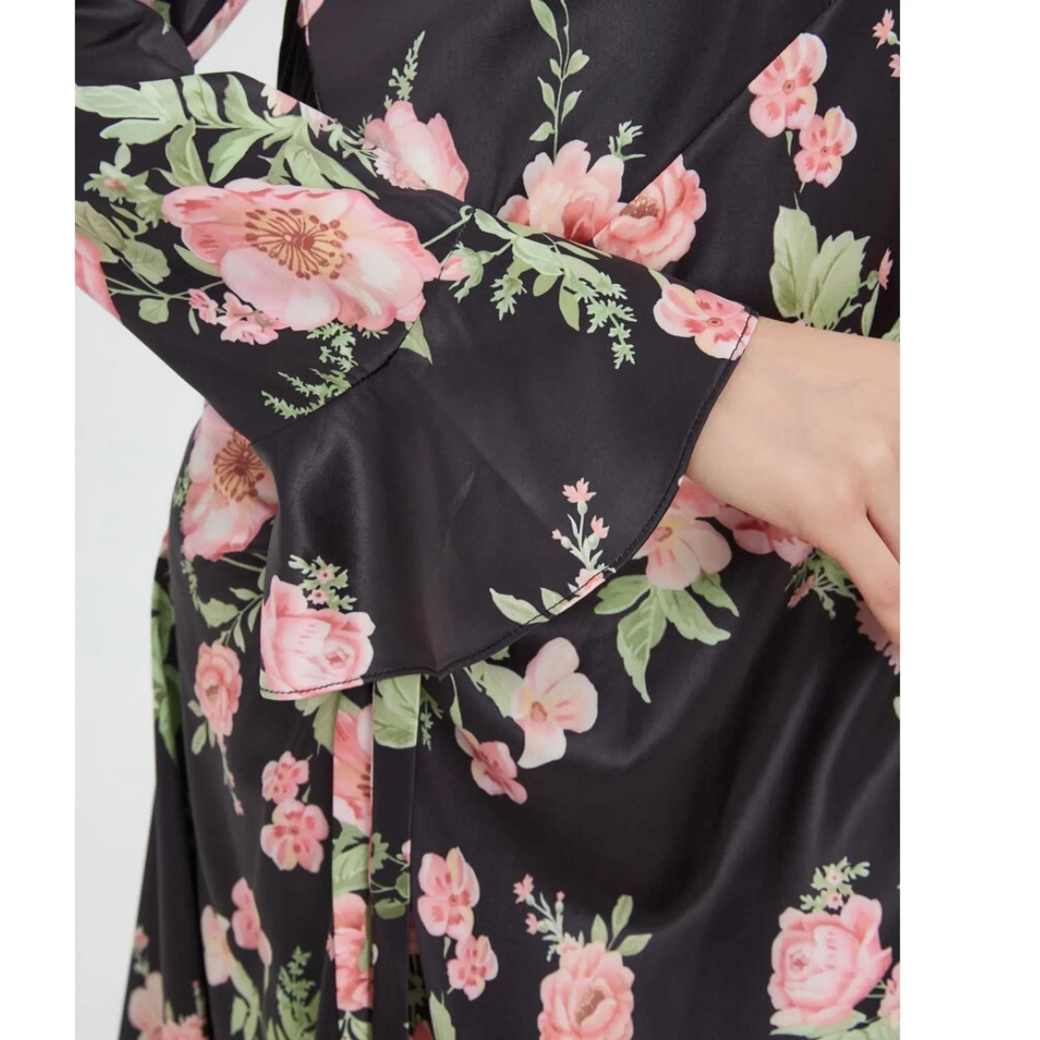 Subtle Tie Ruched Floral Dress by MM