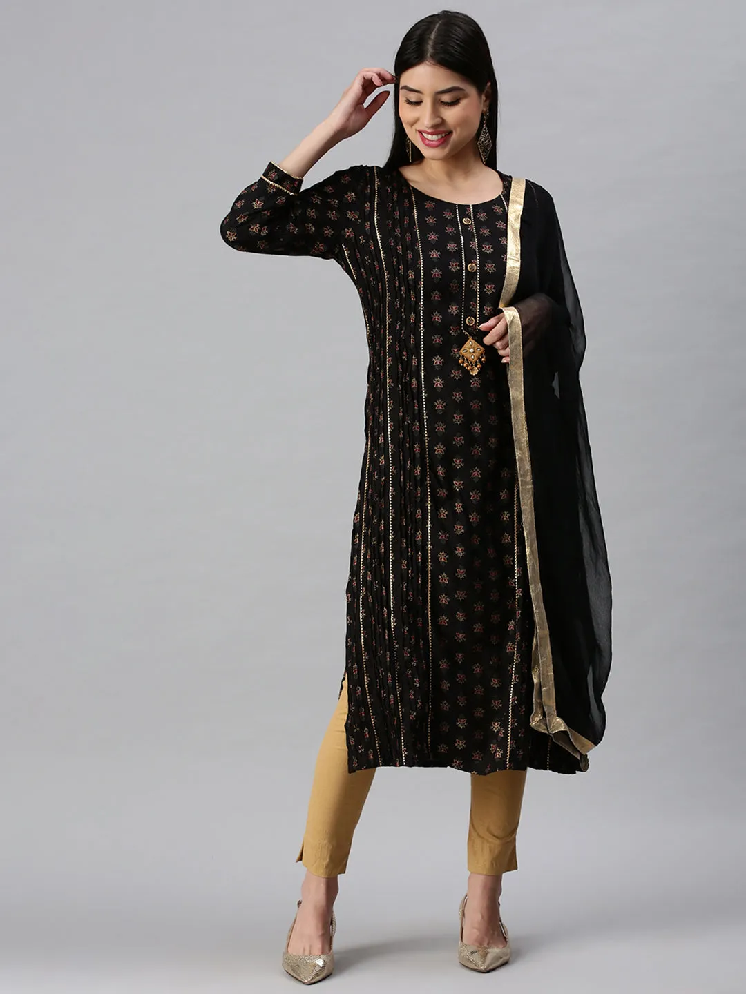 Women Straight Black Printed Kurta and Trousers